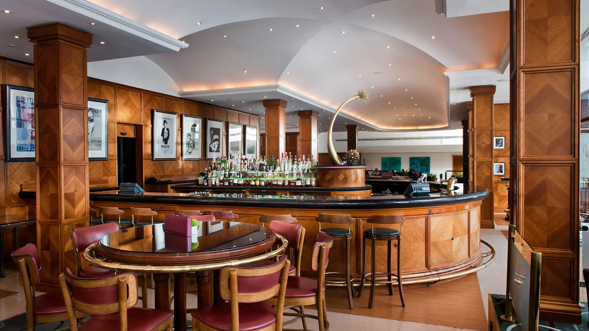 Hotel Intercontinental Berlin By Ihg 5*,