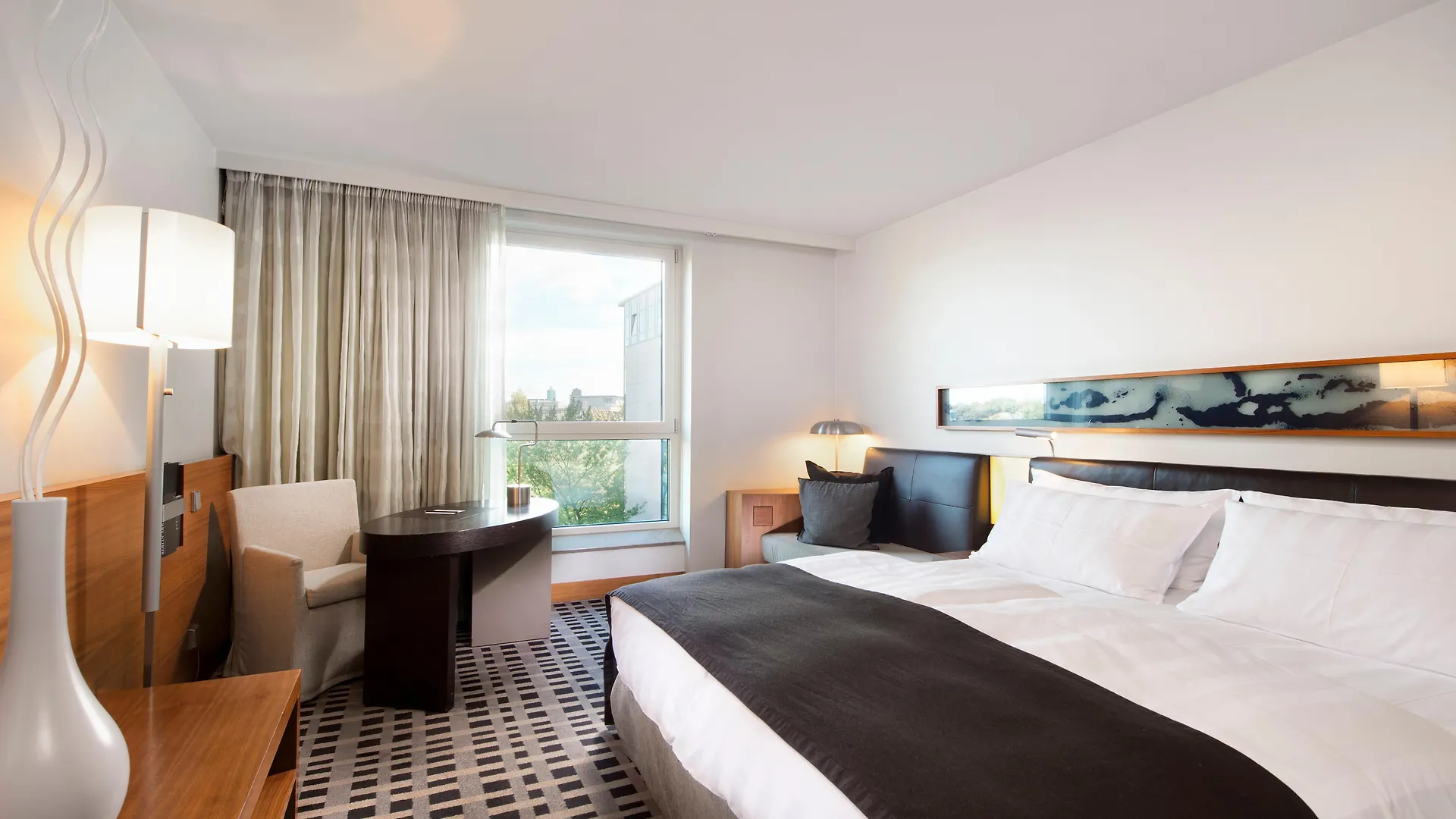 Intercontinental Berlin By Ihg Hotel